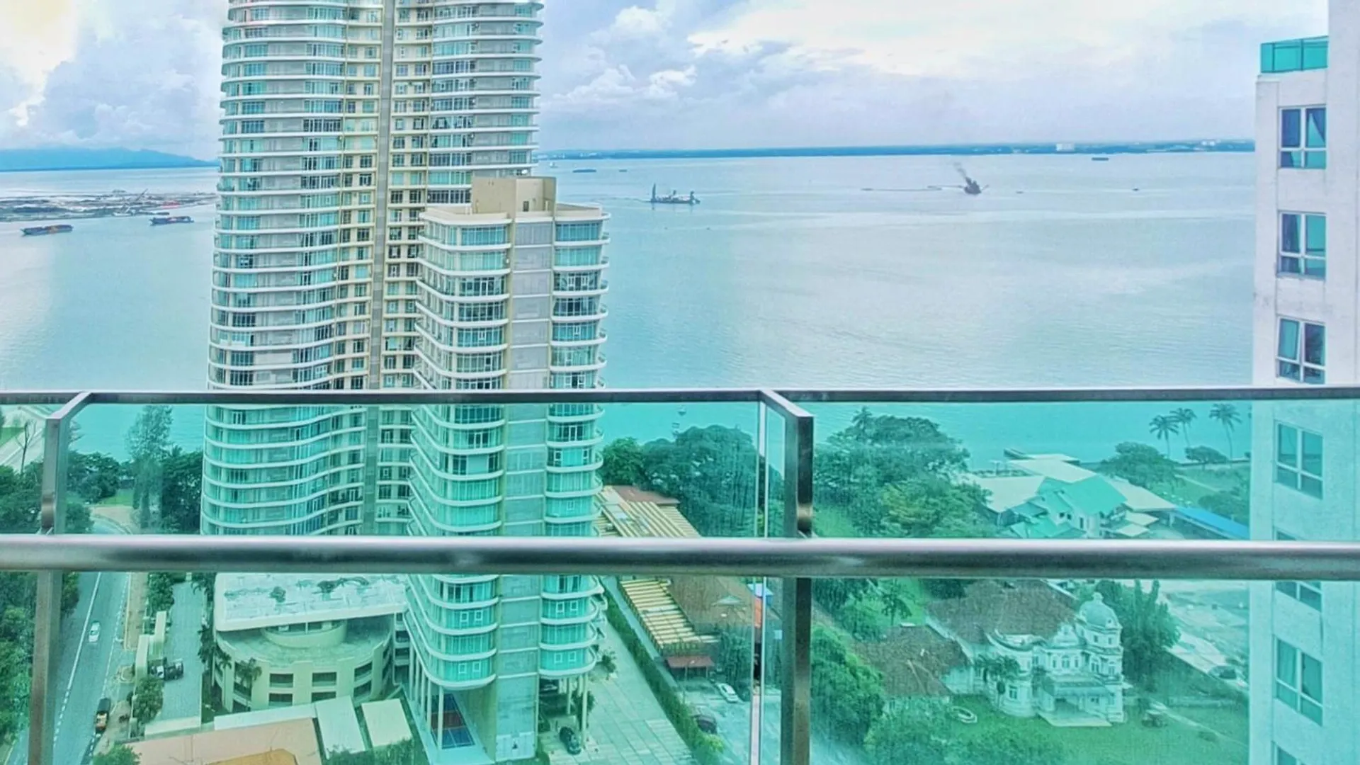 Gurney Drive Mansion One By Rl Suite George Town