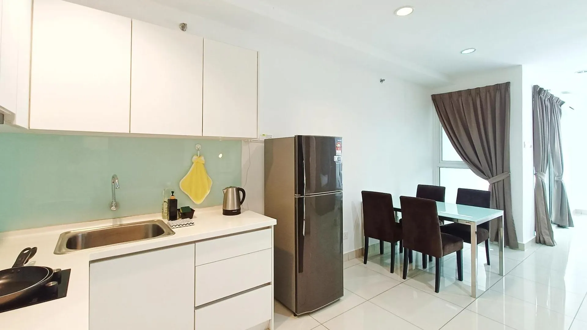 Gurney Drive Mansion One By Rl Suite George Town 0*,