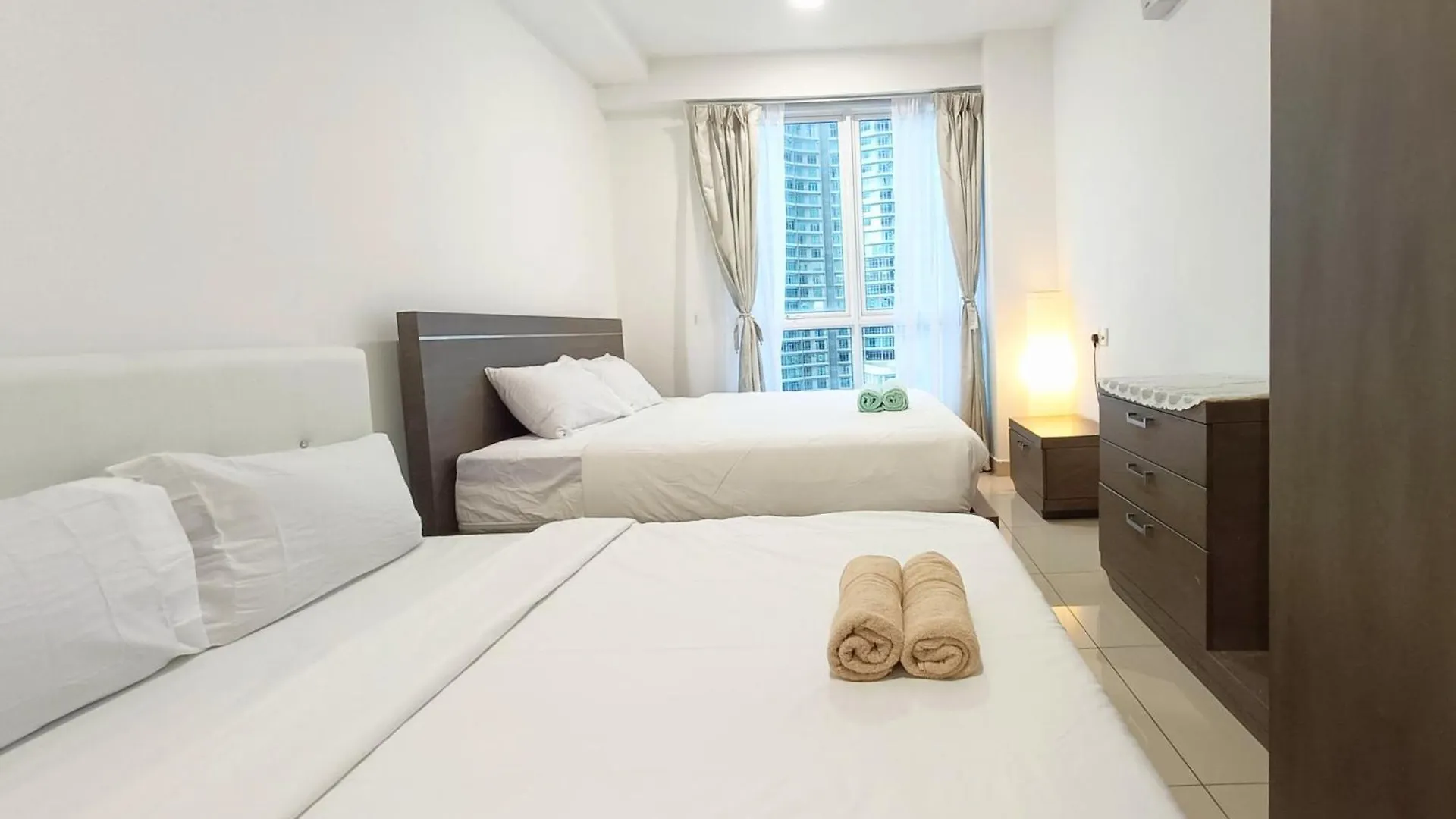 Gurney Drive Mansion One By Rl Suite George Town Appartement